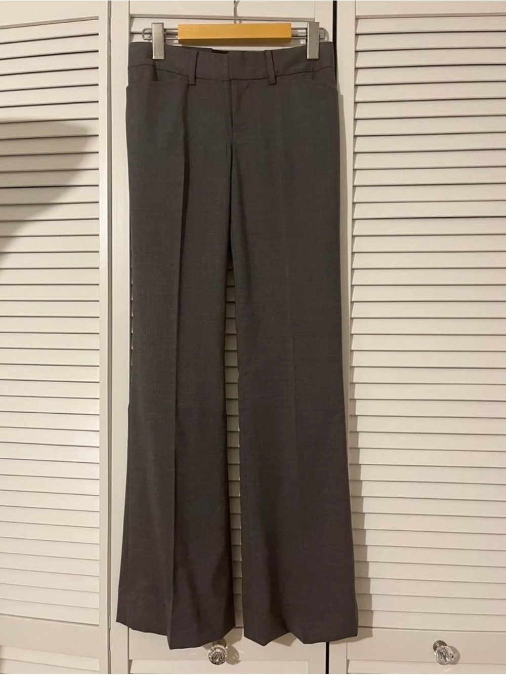 Brand new with tags Club Monaco Manhattan Tex Italian light wool grey pants 00
